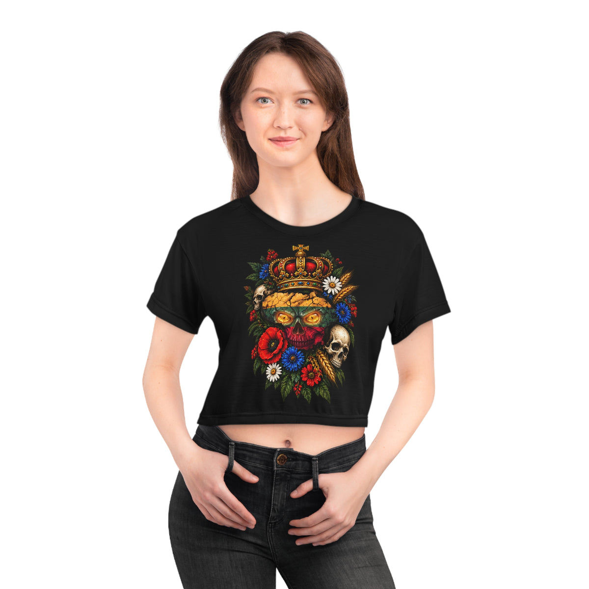 Lithuanian Flag Skull Design on Wreath, Crop Tee